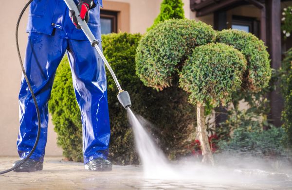 Driveway Cleaning in Brookfield
